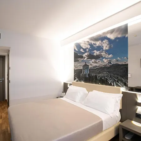 Federico Ii Hotel