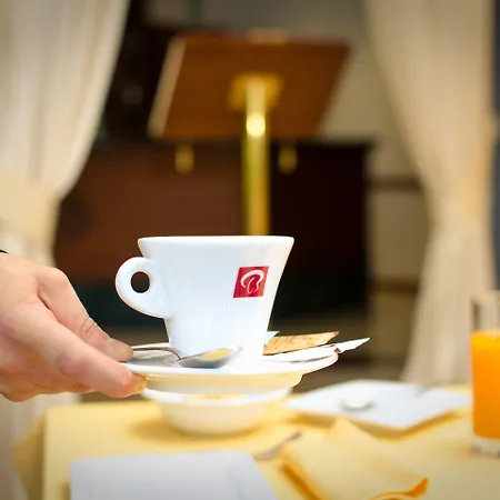 Federico Ii 3* LʼAquila