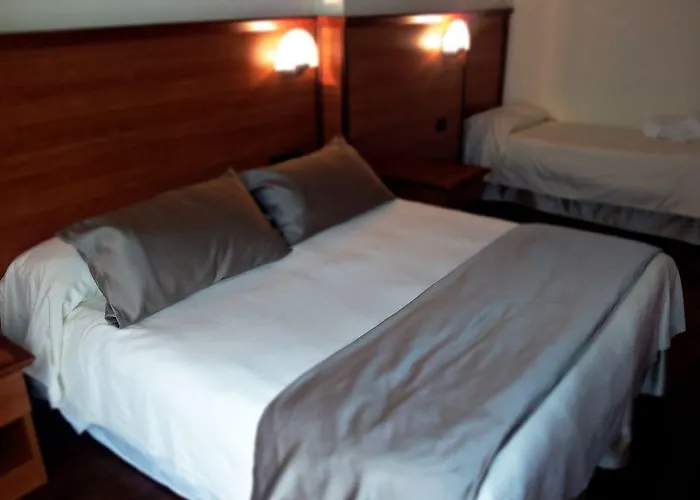 Federico Ii Hotel LʼAquila